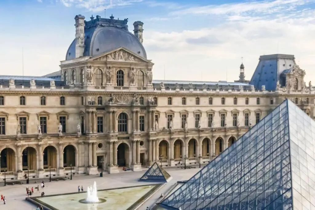 Apartment Heart Of Saint-germain Only 3 Minutes From The Amaizing Luxembourg Gardens
