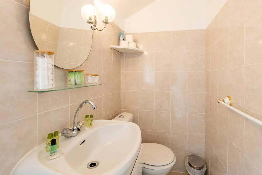 Heart Of Saint-germain Only 3 Minutes From The Amaizing Luxembourg Gardens Apartment *